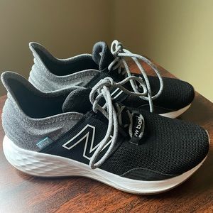 *Like New* New Balance Running Shoes